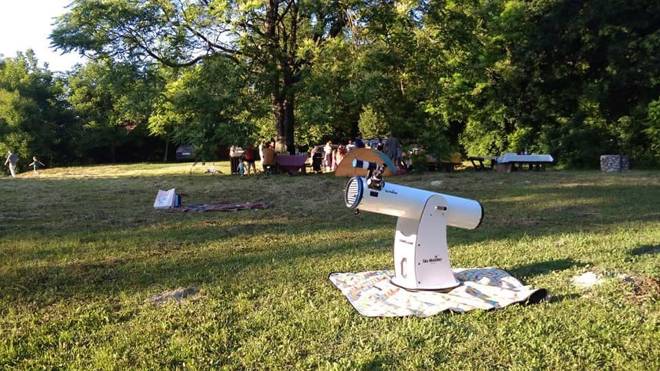 A földönkívüli élet lehetősége a Naprendszerben és azon túl